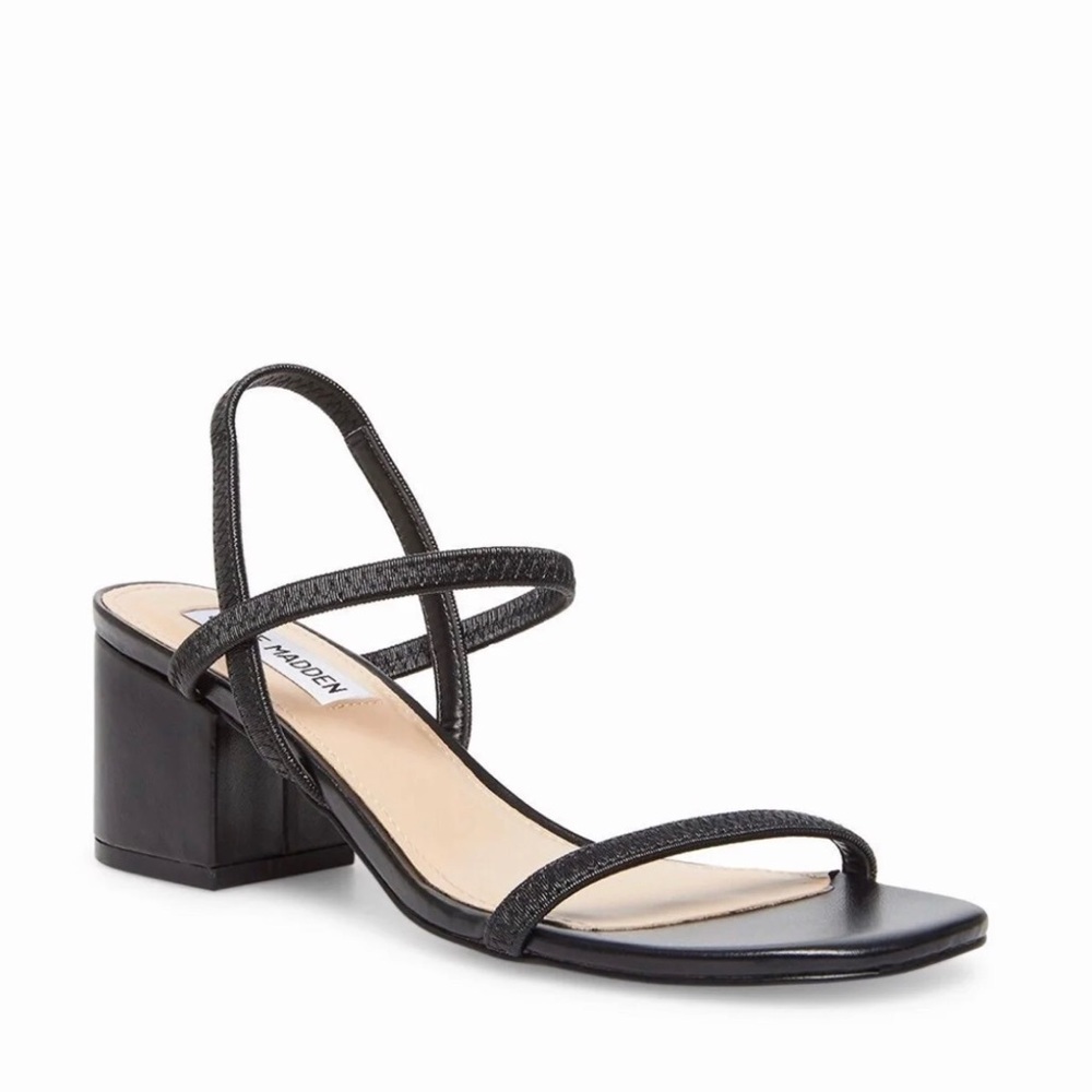 Steve Madden sandal low heel